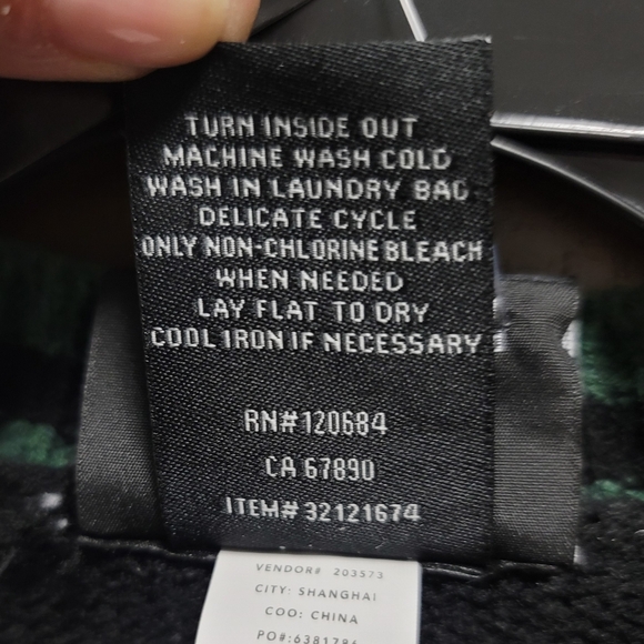 Sz 1 NWT Harry Potter HU HP Slytherin Alum Girls Varsity Black Green Cardigan - Picture 9 of 12